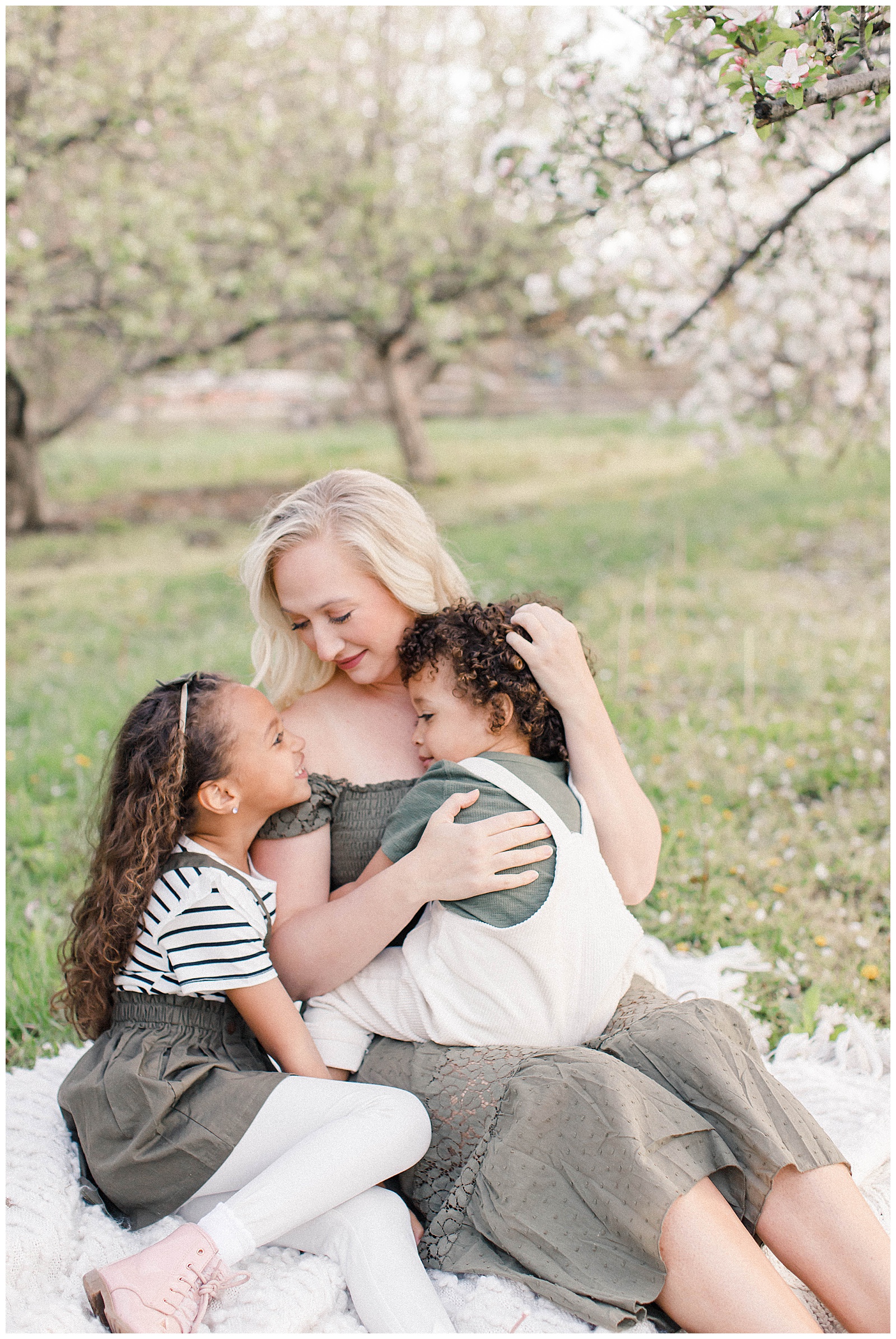Apple blossom family session at Cider Hill Family Orchard